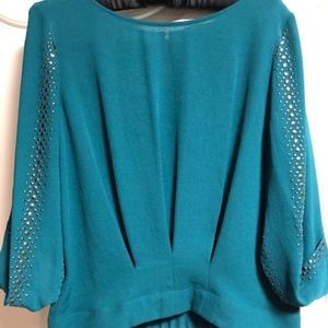 BCBGMaxAzria 3/4 sleeve green blouse